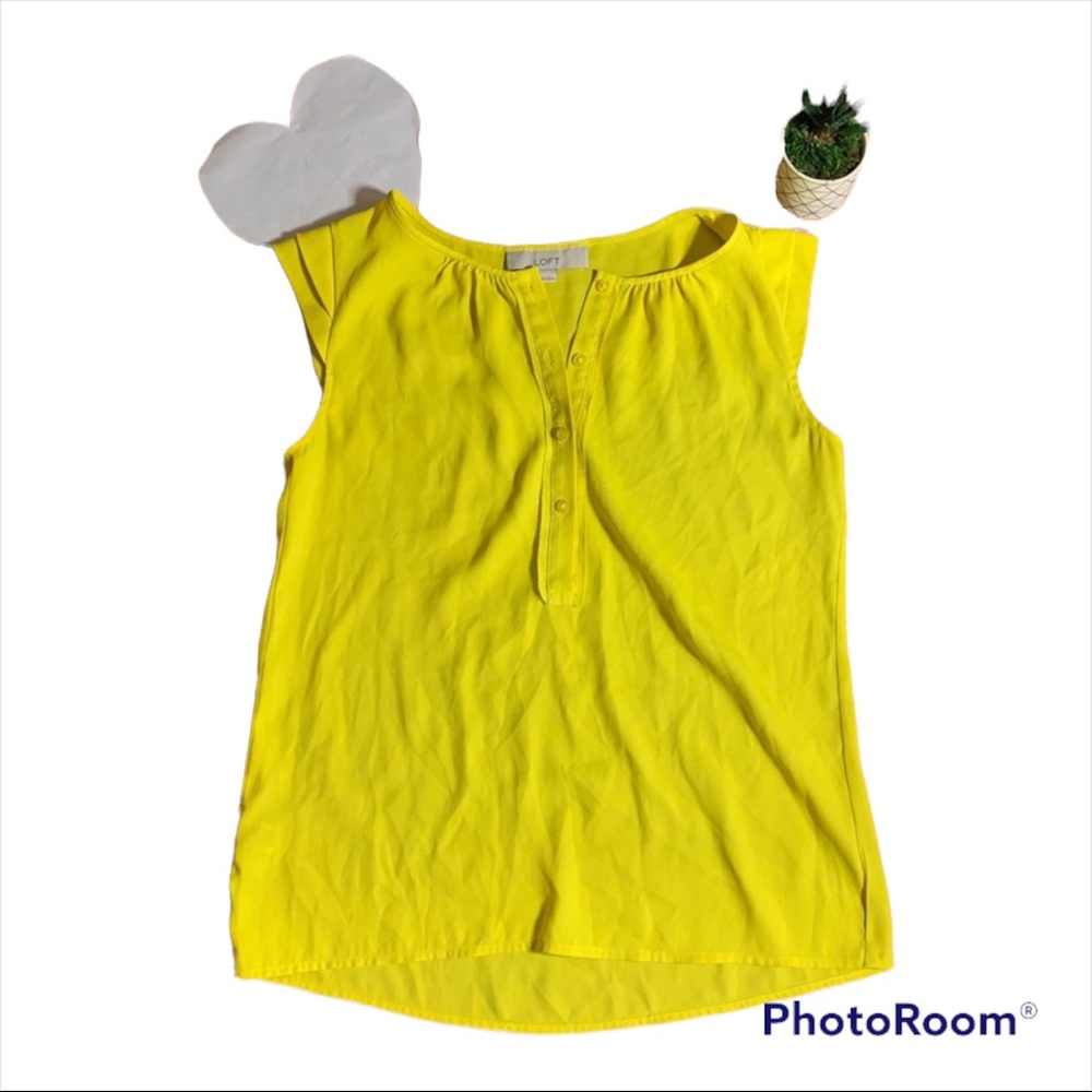 Loft bright yellow cap sleeve top with buttons
